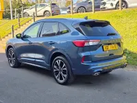 Usado Ford Kuga ST-Line X 190 CV (139 kW) 2023 Azul SUV
