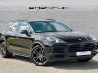 Used Porsche Cayenne Platinum Edition 340 HP (250 kW) 2023 Black SUV