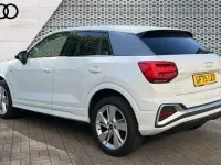 Usado Audi Q2 S-Line 150 CV (110 kW) 2025 Blanco SUV