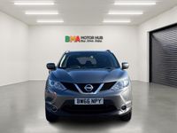 Used Nissan Qashqai N-Connecta 110 HP (80 kW) 2016 Grey SUV