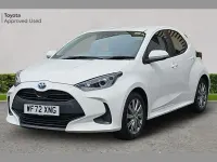 Used Toyota Yaris 113 HP (83 kW) 2022 White Hatchback
