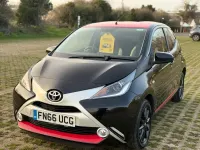 Gebraucht Toyota Aygo x-press 69 PS (50 kW) 2016 Schwarz Kleinwagen