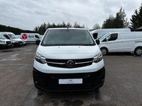 Used Vauxhall Vivaro S 100 HP (73 kW) 2023 White MPV