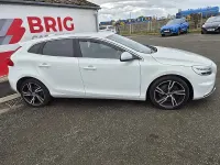 Used Volvo V40 R-Design 150 HP (110 kW) 2017 White Hatchback