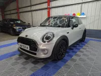 Usado Mini Cooper Classic 2019 Plateado Utilitario