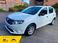 Używany Dacia Sandero Ambiance 75 KM (55 kW) 2015 Biały Hatchback