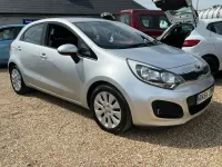 Used Kia Rio 109 HP (80 kW) 2014 Silver Hatchback