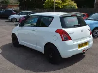 Begagnad Suzuki Swift SZ3 92 HK (67 kW) 2010 Vit Halvkombi