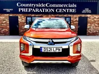 Used Mitsubishi L200 150 HP (110 kW) 2021 Orange Pickup
