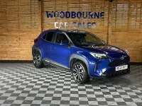 Used Toyota Yaris Design 116 HP (85 kW) 2023 Blue Hatchback