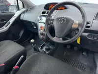 Used Toyota Yaris 2011 Blue Hatchback