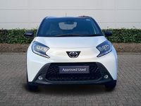 Used Toyota Aygo X 72 HP (52 kW) 2024 White SUV