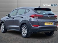 used Hyundai Tucson 1.7 CRDi Blue Drive SE Nav 5dr 2WD - 2016 (16)