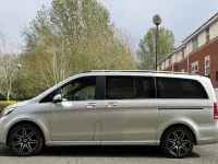 Begagnad Mercedes V250 AMG line 2018 Silver Minibuss