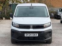Used Vauxhall Combo S 100 HP (73 kW) 2024 White Van