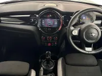 Used Mini Cooper Hatch 134 HP (98 kW) 2023 Green Hatchback