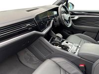 New VW Touareg R 462 HP (339 kW) 2025 Silicon grey SUV