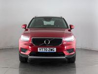Used Volvo XC40 Momentum 163 HP (119 kW) 2020 Red SUV