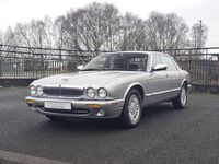 Used Jaguar XJ Classic 290 HP (213 kW) 2023 Silver Sedan