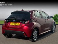 Used Toyota Yaris Hybrid 116 HP (85 kW) 2021 Tokyo red Hatchback
