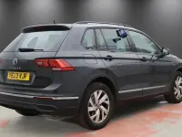 Usado VW Tiguan S 130 HP (95 kW) 2023 Cinzento SUV
