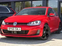 Used VW Golf VII GTI 220 HP (161 kW) 2016 Red Hatchback