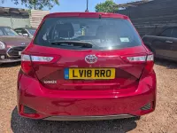 Used Toyota Yaris 107 HP (78 kW) 2018 Red Hatchback