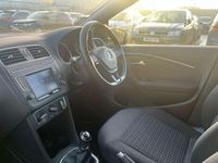 Used VW Polo Edition 90 HP (66 kW) 2017 White Hatchback