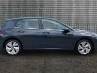 Second-hand VW Golf VIII 130 CP (95 kW) 2024