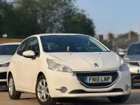 Used Peugeot 208 Active 2015 White Hatchback