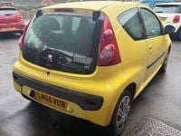 Used Peugeot 107 68 HP (50 kW) 2006 Yellow Hatchback