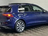 Używany VW Golf VIII Active 150 KM (110 kW) 2022 Niebieski Hatchback