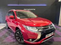 Used Mitsubishi Outlander P-HEV 200 HP (147 kW) 2017 Red SUV
