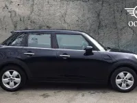 Usado Mini Cooper Classic 134 CV (98 kW) 2023 Negro Utilitario