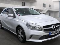 Used Mercedes A180 SE 122 HP (89 kW) 2016 Silver Hatchback