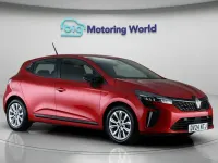 Used Renault Clio Evolution 90 HP (66 kW) 2024 Red Hatchback