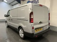 Używany Renault Trafic 2023 Szary Minivan