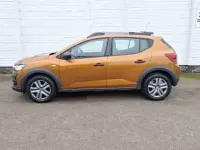 Used Dacia Sandero Essentiel 100 HP (73 kW) 2022 Orange Hatchback
