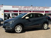 Used Renault Captur Dynamique 90 HP (66 kW) 2013 Blue/cream SUV