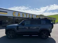 Usado Land Rover Defender SE Dynamic 2023 Azul SUV