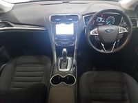 Used Ford Mondeo Zetec 165 HP (121 kW) 2019 Silver Hatchback