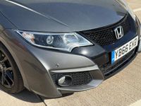 Begagnad Honda Civic Sport 120 HK (88 kW) 2016 Silver Halvkombi