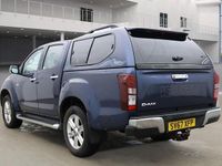 Used Isuzu Pick up 164 HP (120 kW) 2017 Blue Pickup