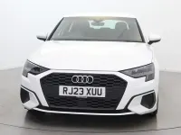 Używany Audi A3 Comfort 110 KM (80 kW) 2023 Biały Sedan/Limuzyna
