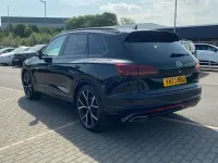Used VW Touareg R 462 HP (339 kW) 2022 Black SUV