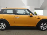 Used Mini ONE Hatch 102 HP (75 kW) 2015 Orange Hatchback