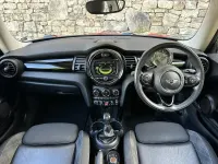 Used Mini Cooper Hatch 134 HP (98 kW) 2018 Red Hatchback