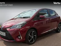 Used Toyota Yaris Hybrid 100 HP (73 kW) 2019 Tokyo red (pearlescent paint +�750) Hatchback