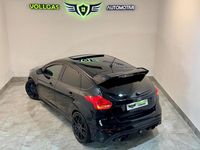Usado Ford Focus RS 350 HP (257 kW) 2017 Preto Citadino