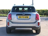 Usado Mini Cooper Countryman Classic 134 HP (98 kW) 2023 Cinzento SUV